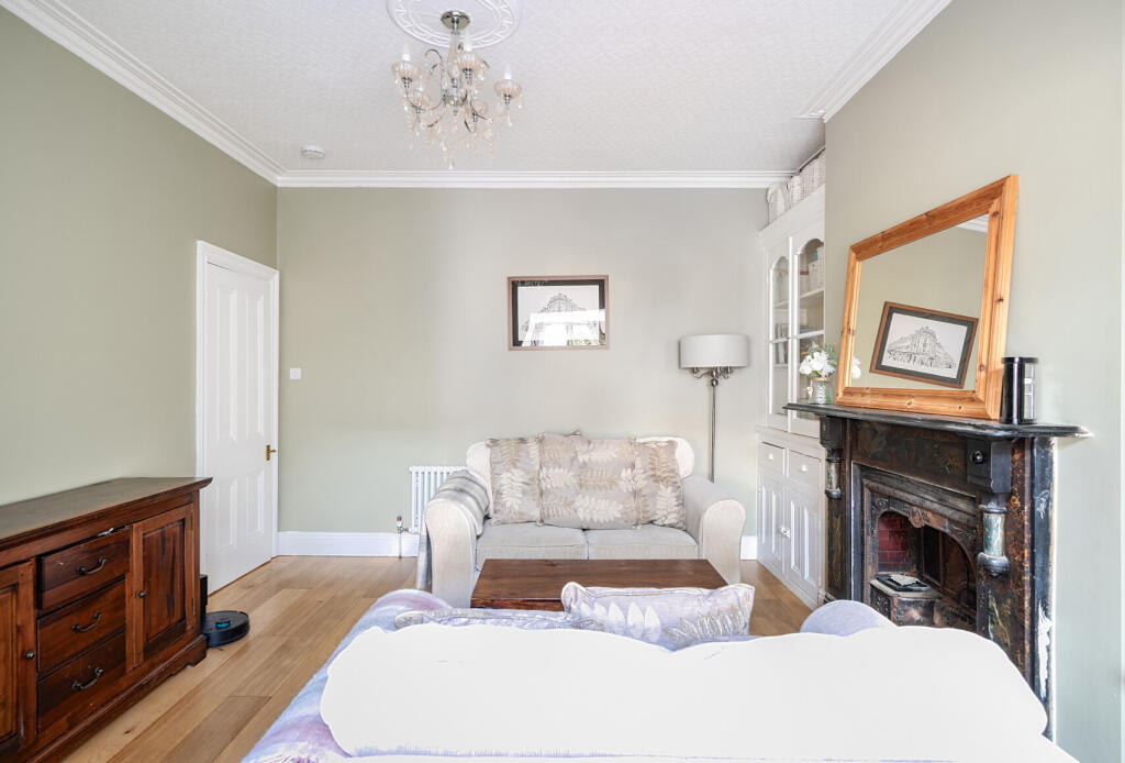 1346868-12-68bed8...