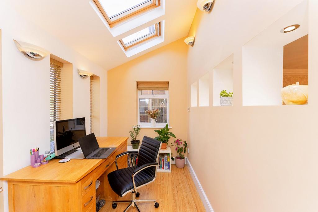 Snug / Office