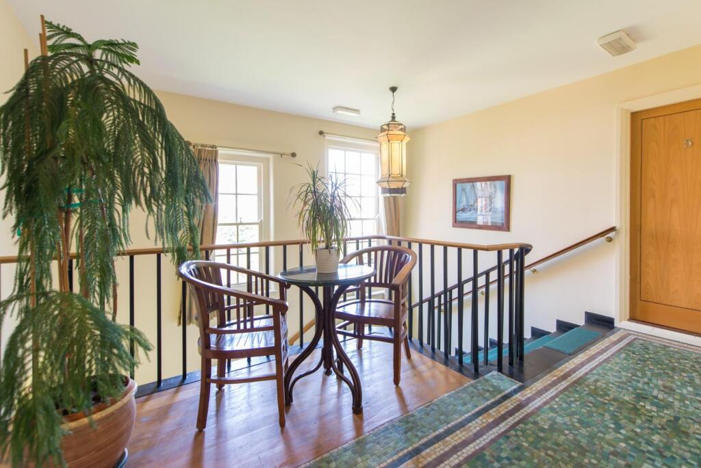 general 18168166_128