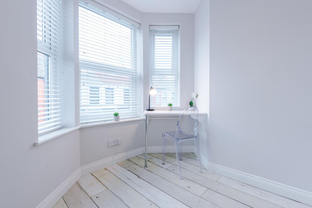 67 Woodcroft Road Bedroom 6