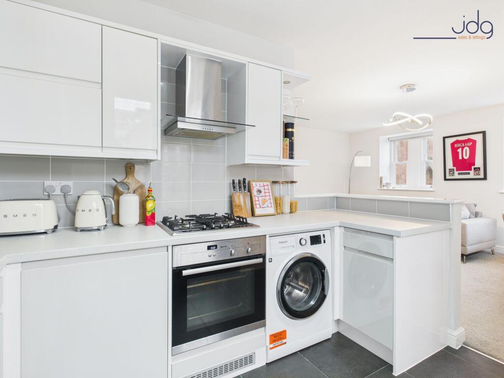 Kitchen with Juliet Balcony