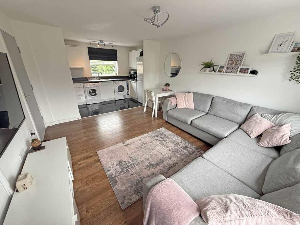 Junction Gardens 100 - Living Room Front...jpg