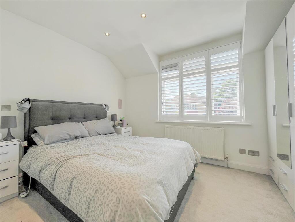 BEDROOM 1.jpeg