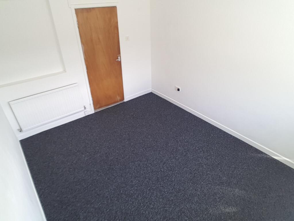 66097482_23786097090