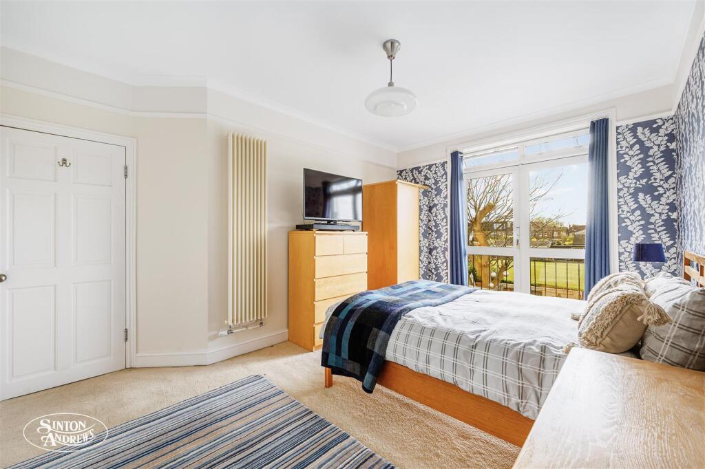 22 Woodstock Avenue-12.jpg