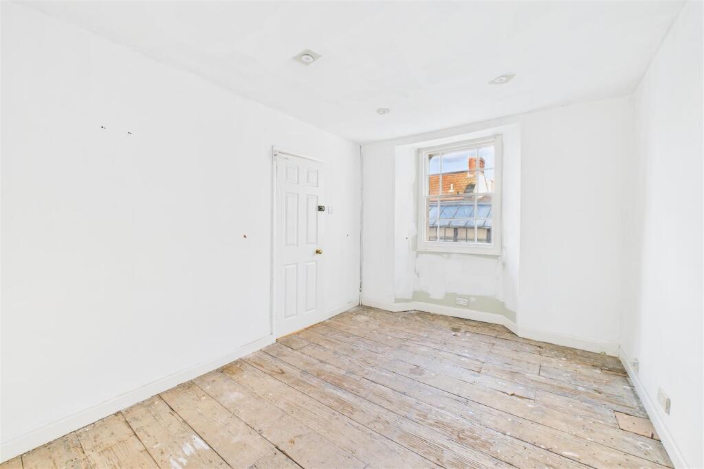 30 The Mall, Clifton Village, Bristol BS8 4DS | Fr