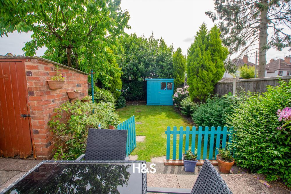 224 lincoln road north - rear garden.jpg