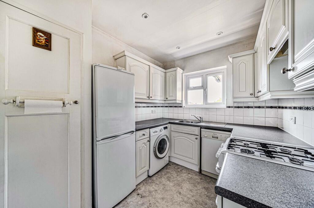 1-681de3e6d2bdf-1...