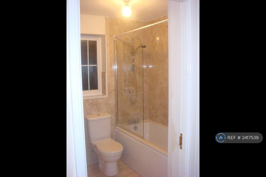 Main Bathroom
