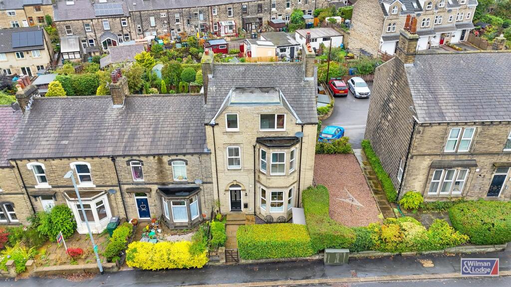 6 Bed, End Terrace, Silsden