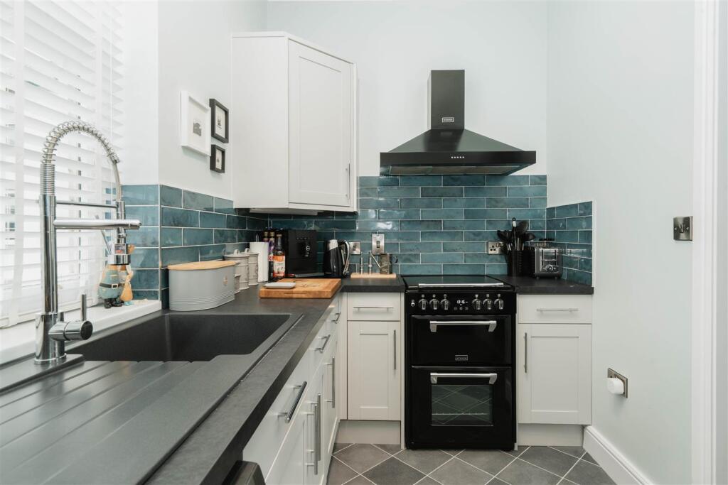 Kitchen-2.jpg