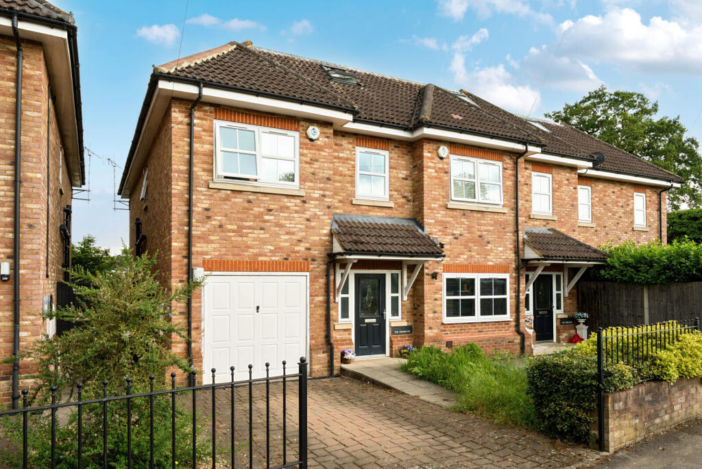 1294618-8-682dd49...