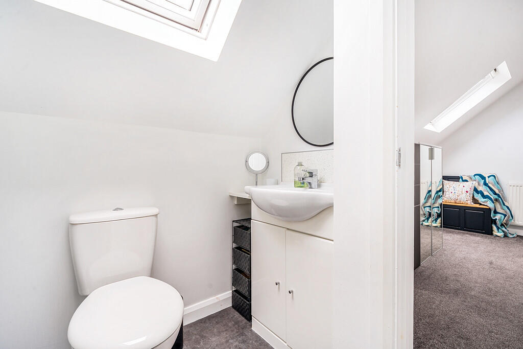 First Floor Showe...