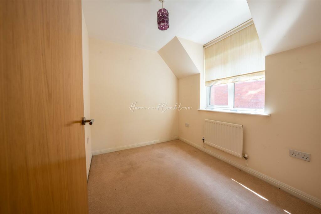 Doe Close, Penylan, HernCrabtree (15).jpg