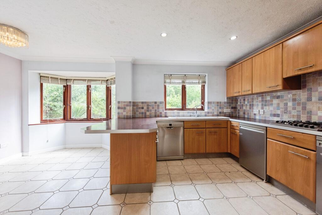 15 Langford Close Stowmarket, IP14 1TX