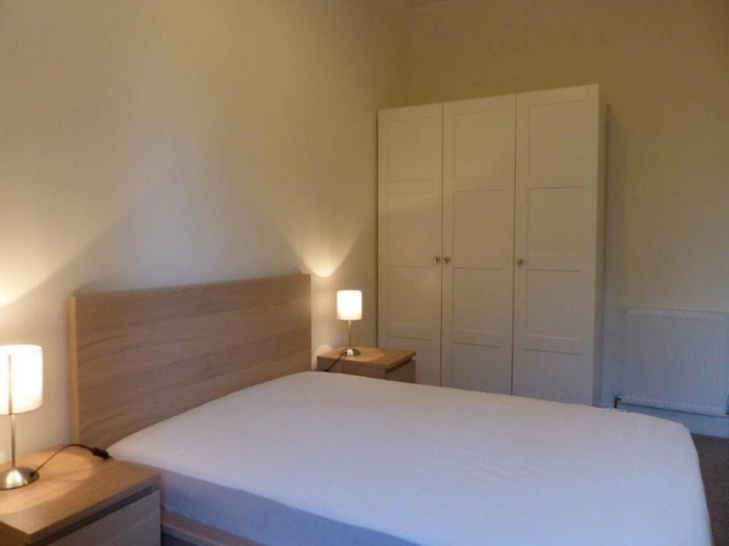 bedroom.