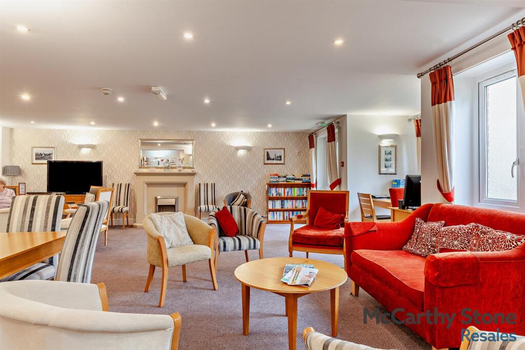 8659077-interior08-800.jpg