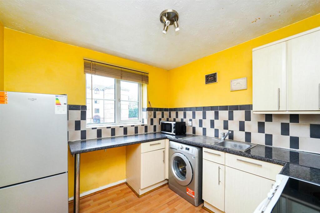 Thurlow Close-8_web.jpg