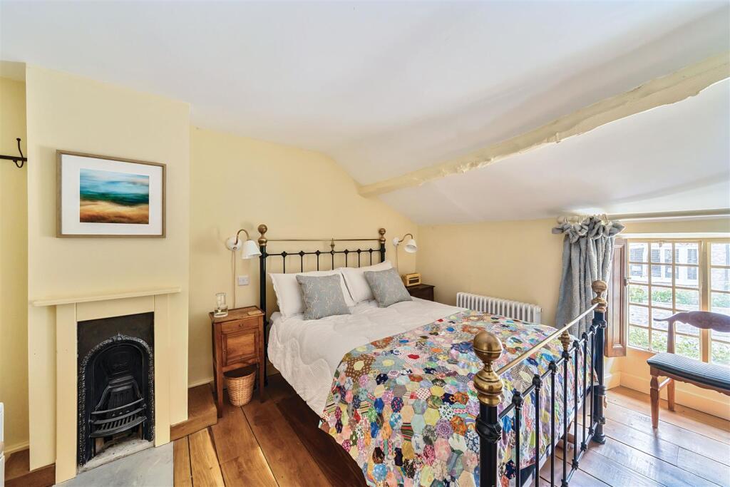 Main bedroom