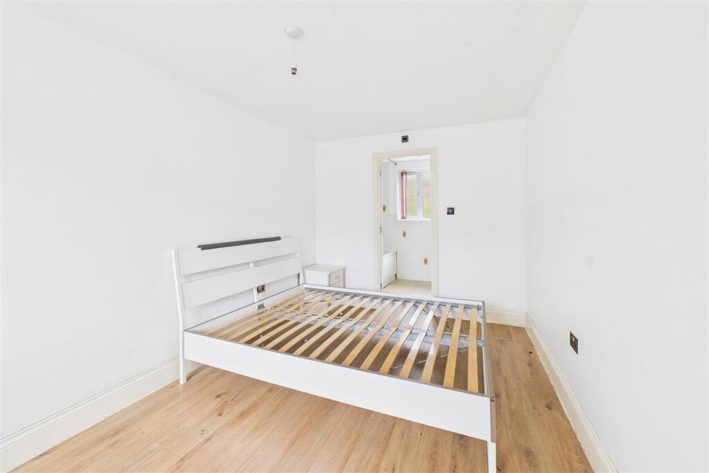 1 Coombe Brook Lane, Fishponds, Bristol BS5 7EZ | 