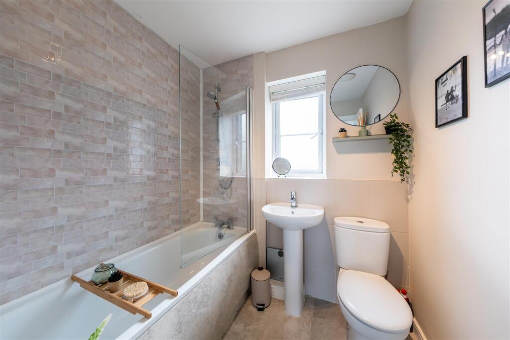 19 Thornley Green-019.jpg