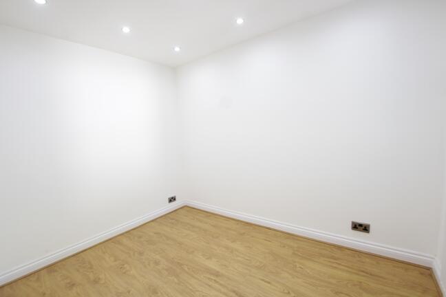 20 LG Sparsholt Road