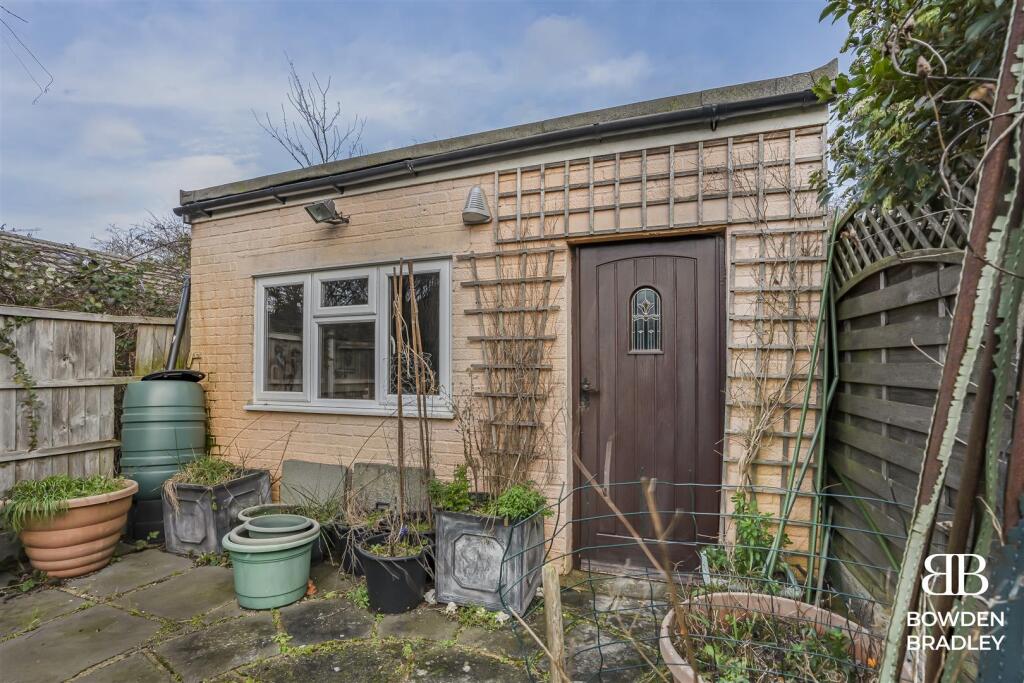 Outbuilding
