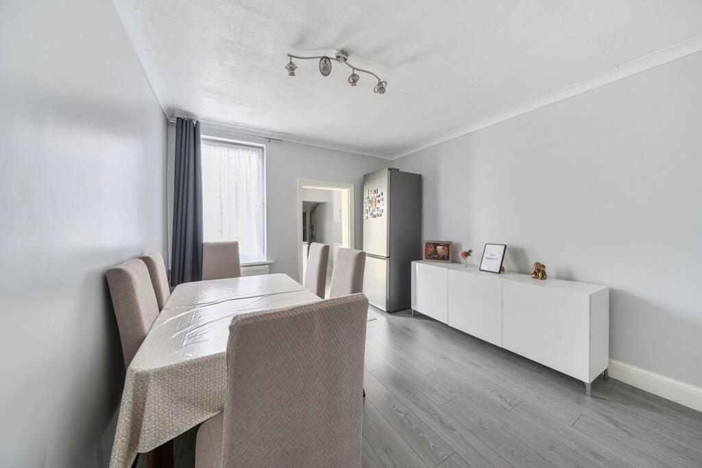 1318823-11-6867e8...