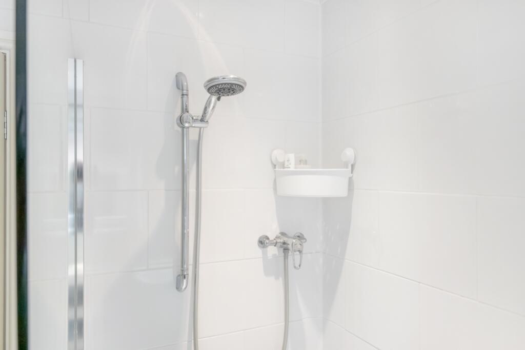 The Pantiles (Wrangle)-29