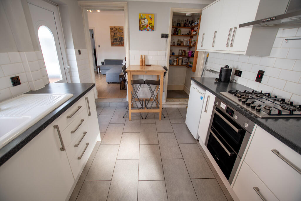 Kitchen Reverse