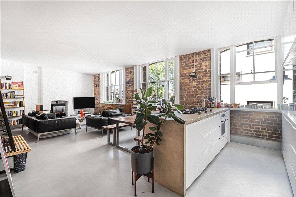 Kitchen/Reception