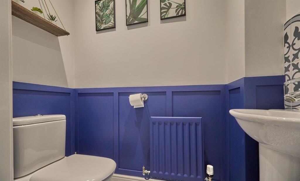 Applebees Walk. .jpg