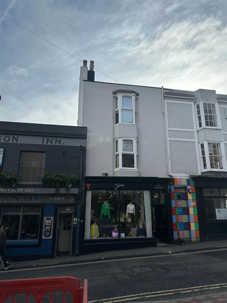 37a Traflagar Street front.jpg