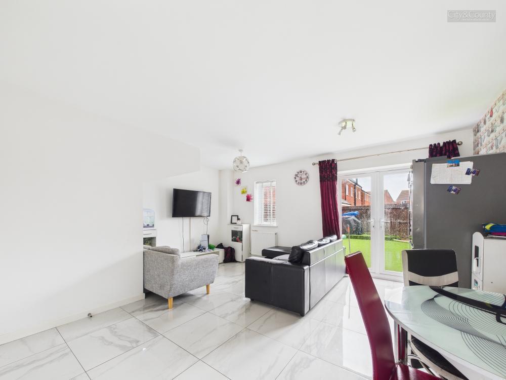 Kitchen Diner/Living Area