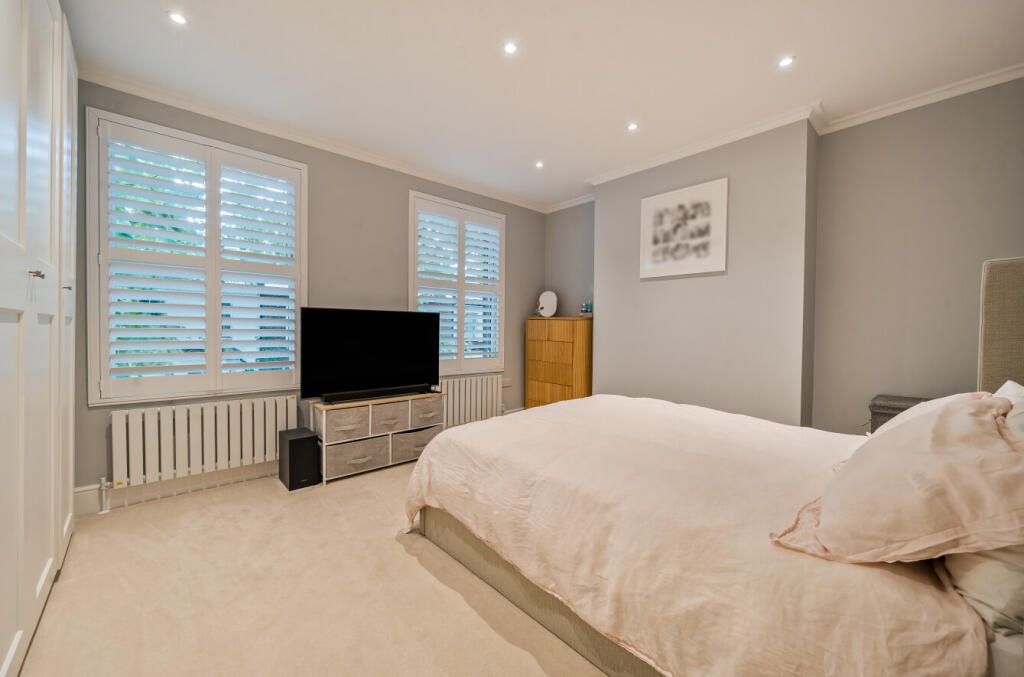 1356829-20-68dfb8...