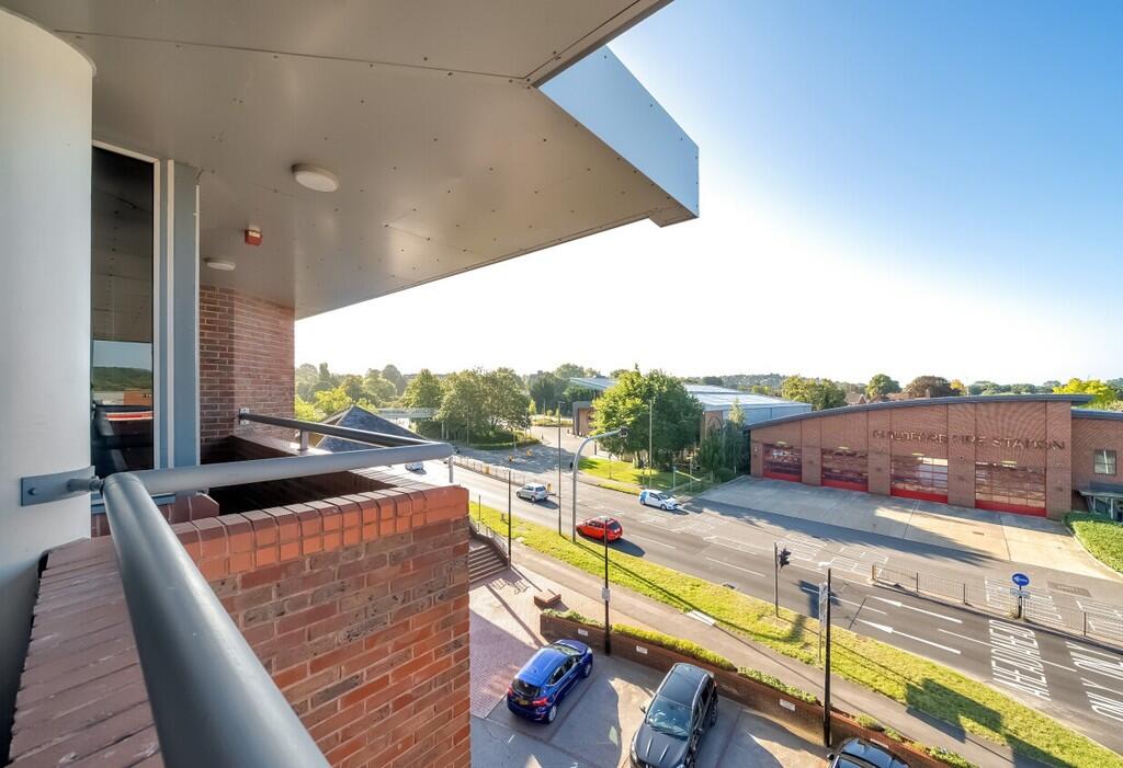 826fb68e-56ca-406...