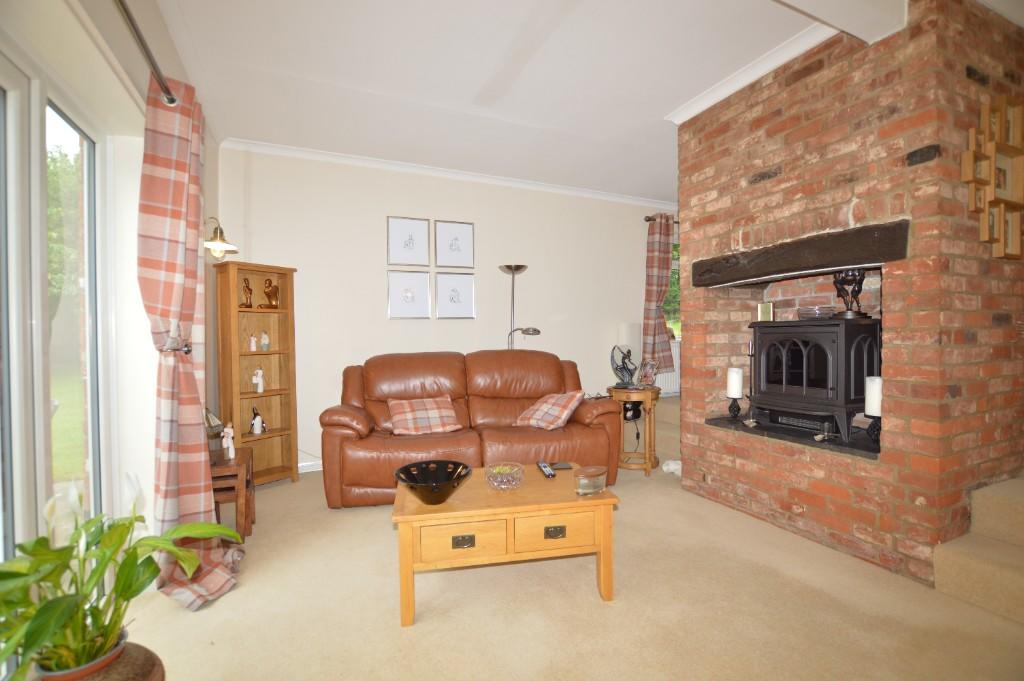 Split level Lounge