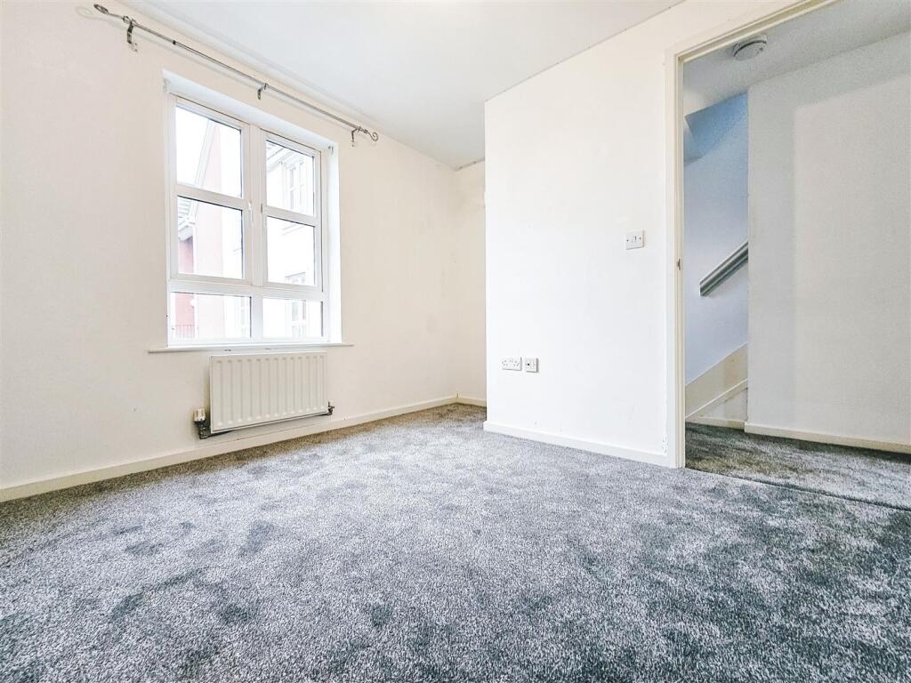 Heathlands Grange Burton on Trent (18).jpg