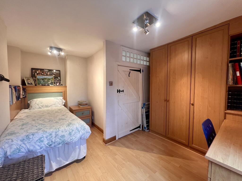 560 London Road-Image (15).jpeg