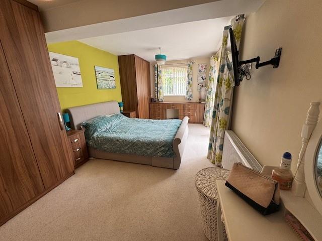 bedroom.jpg