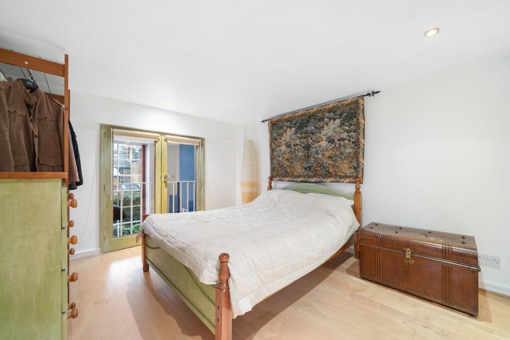 Bedroom 2.jpg