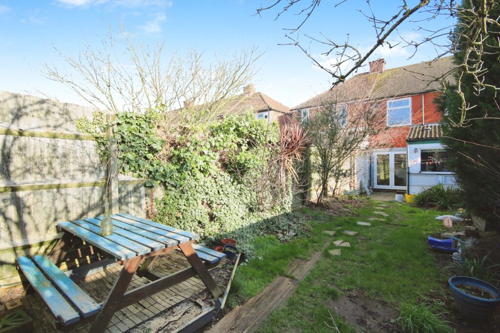 5201b5ad-Rear 20View.JPG