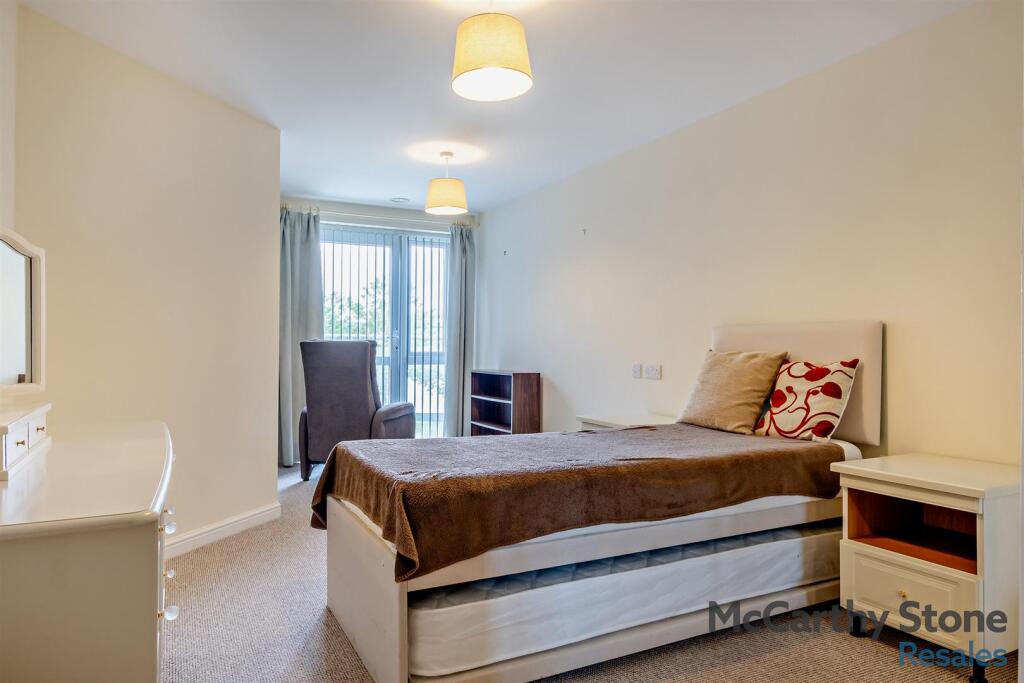 8652104-interior12-800.jpg
