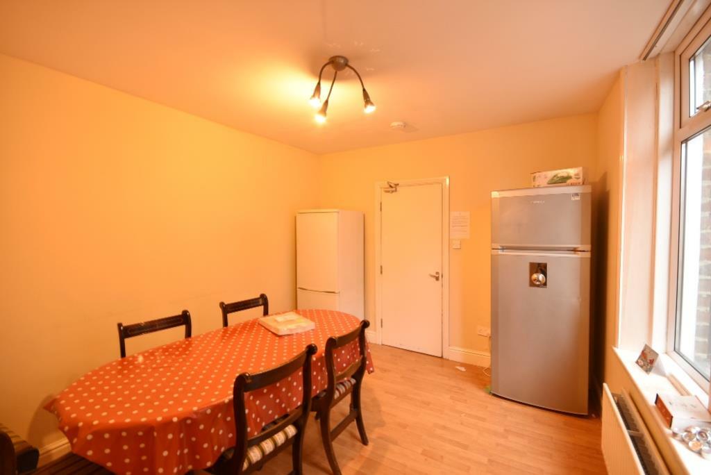 141 Jesmond Road03