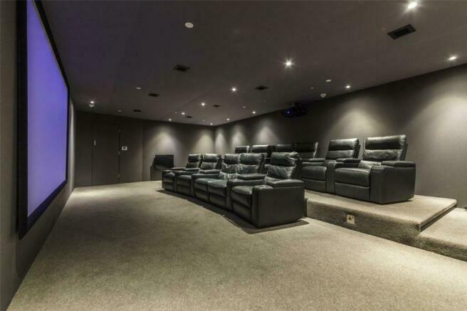 Residents Cinema