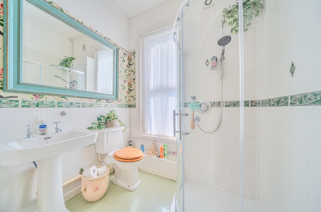 1300948-12-6862ce...