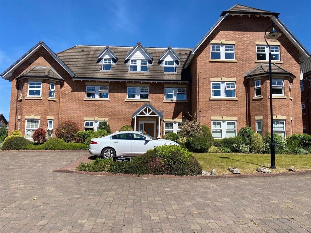 Wellington Road, Timperley