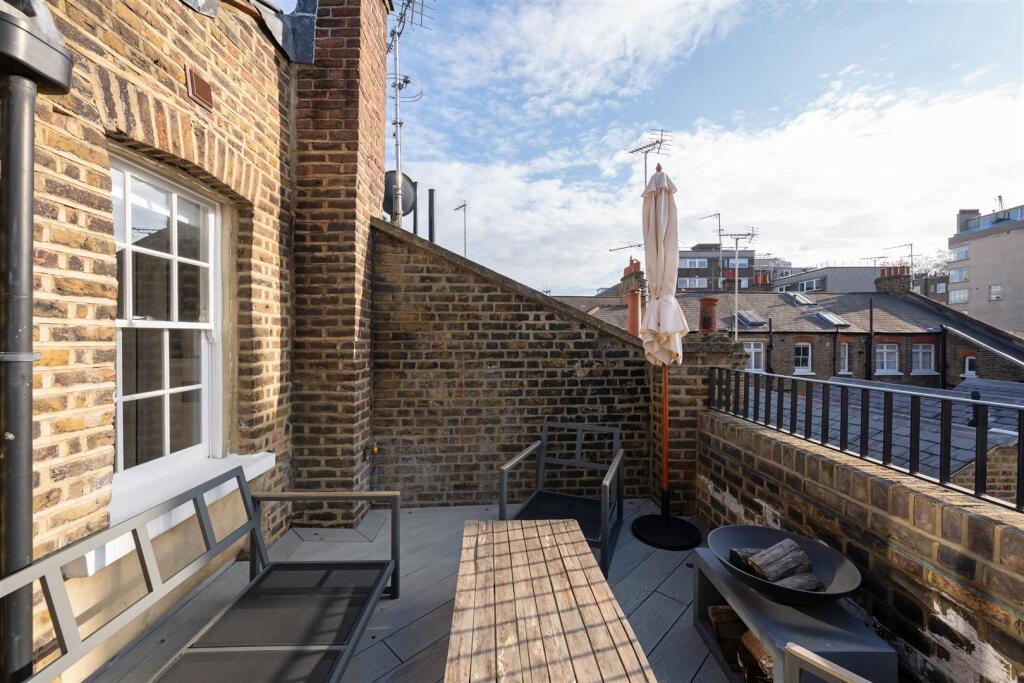 67 Kinnerton Street Hi-12.jpg