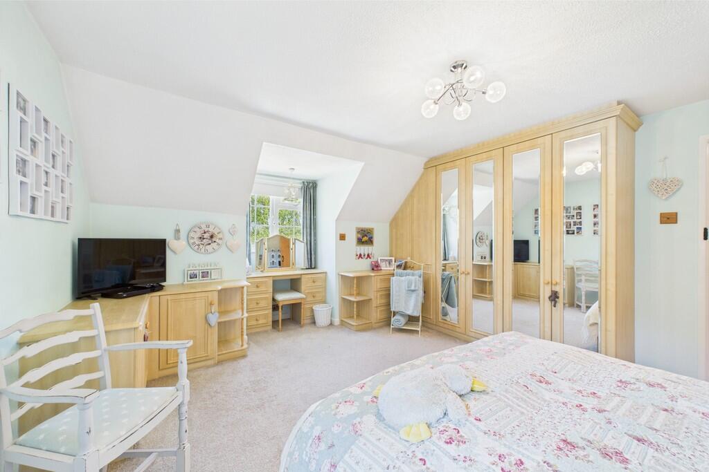 CAM01689G0-PR0465...