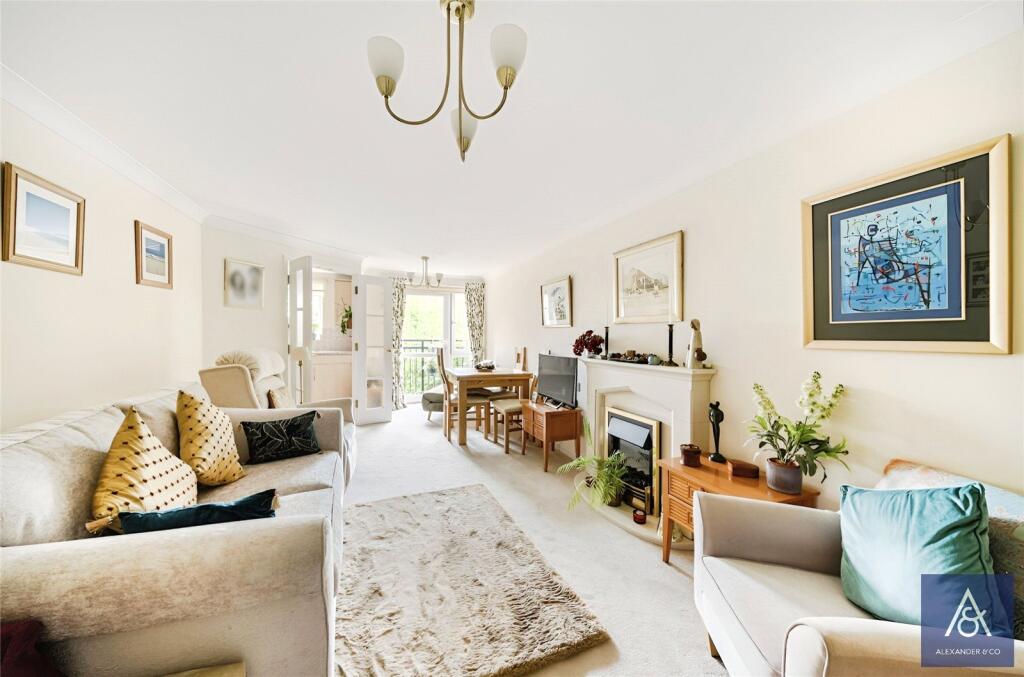 Living/Dining Room